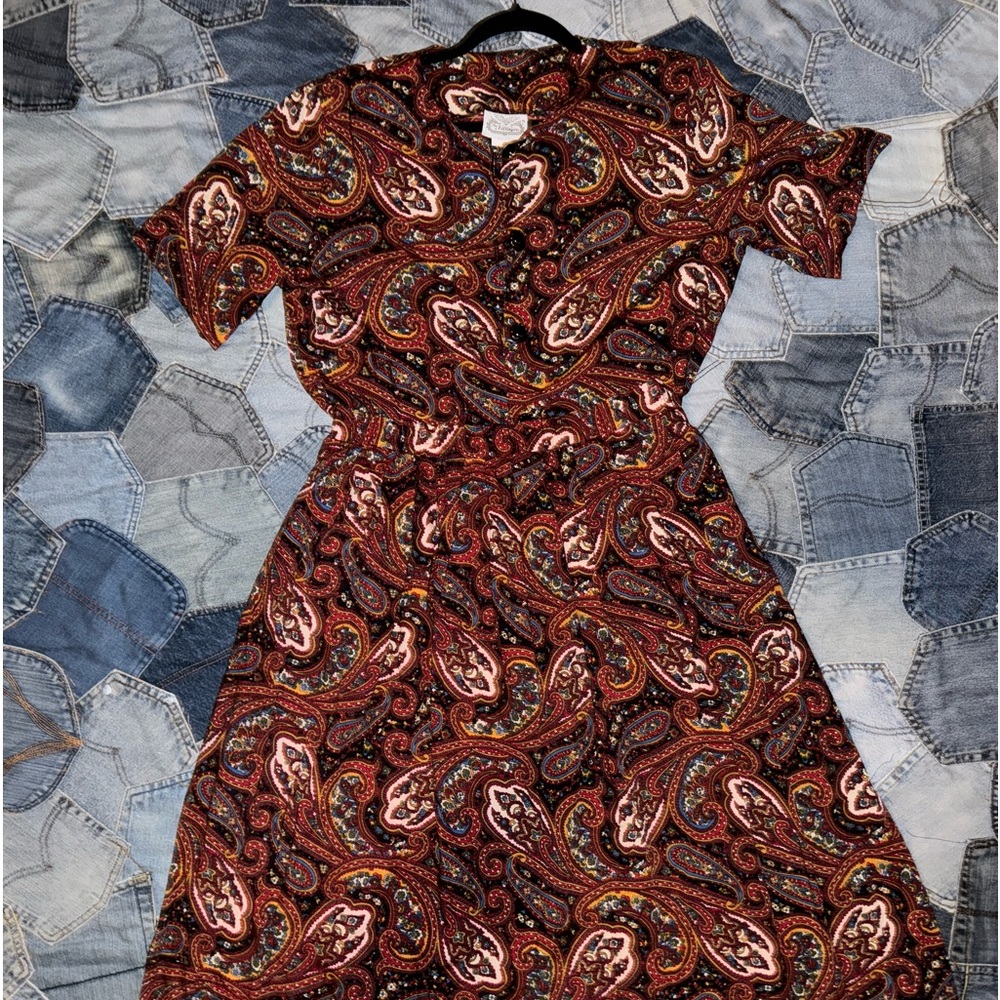 The Villager M/L button up and midi skirt set
